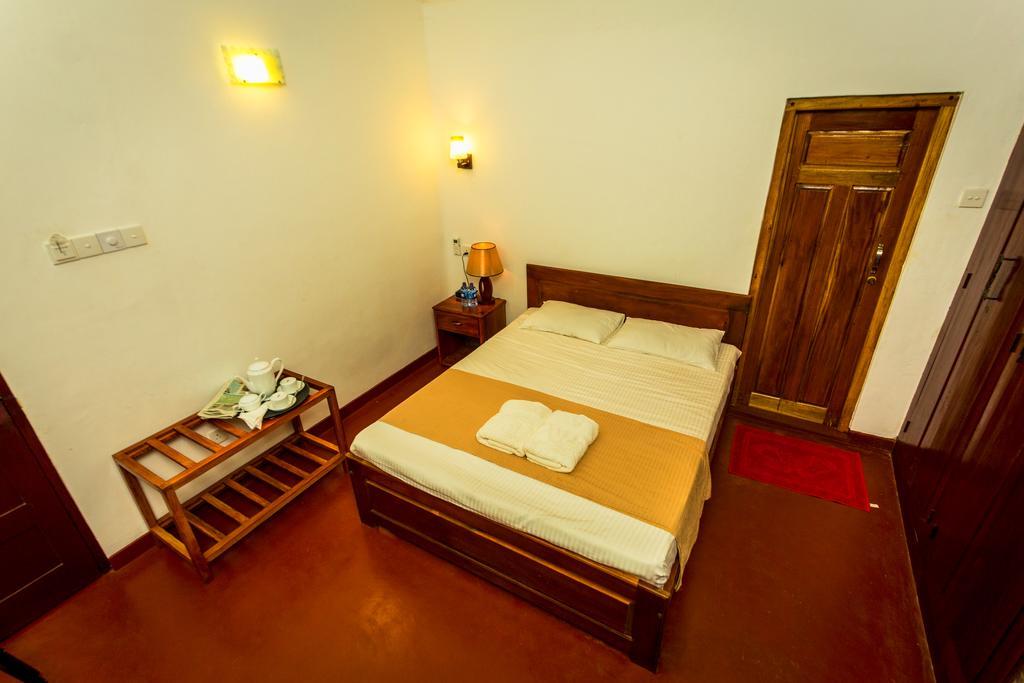ג'פנה Dayanithi Guest House מראה חיצוני תמונה
